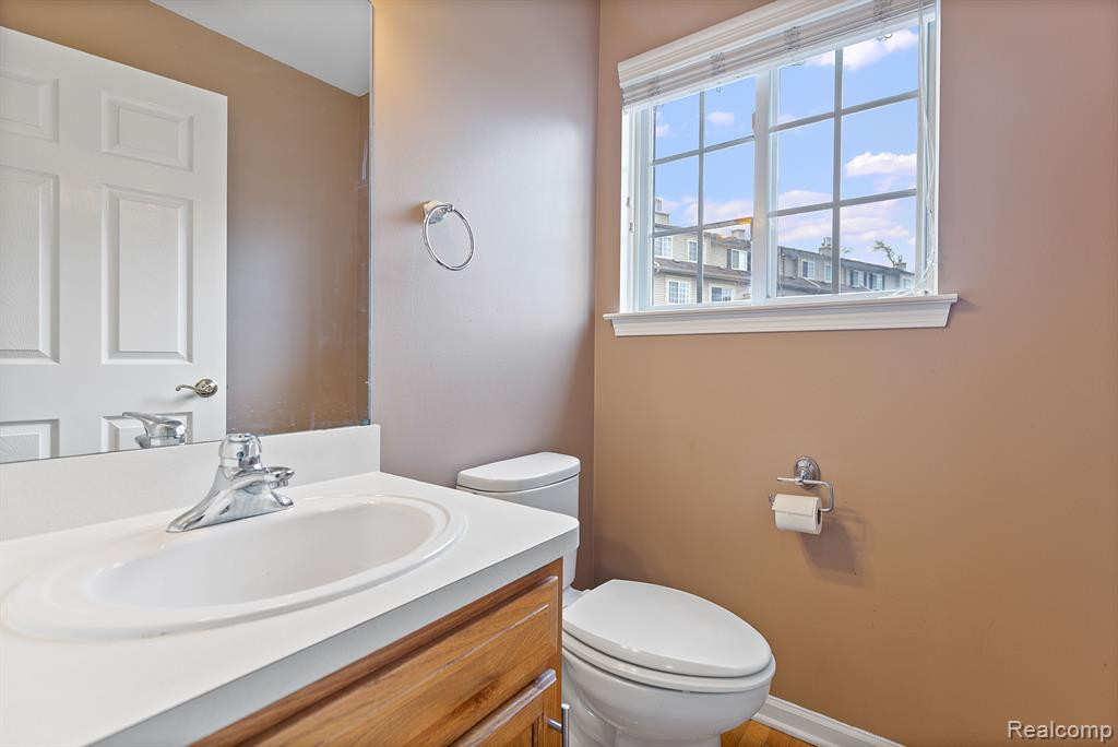 1493 SILVERBROOK RIDGE Drive, Walled Lake, MI 48390 — Photo 23