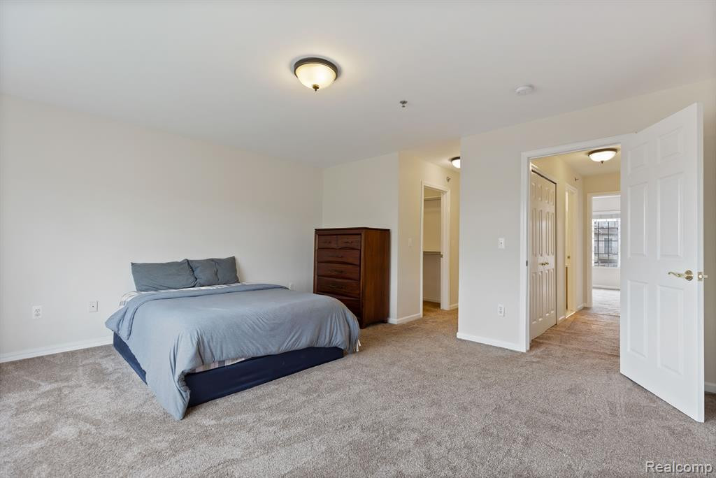 1493 SILVERBROOK RIDGE Drive, Walled Lake, MI 48390 — Photo 25