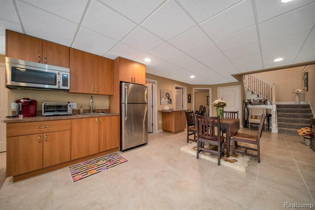 5720 KNOB HILL CIRCLE, 30, Clarkston, MI 48348 — Photo 27