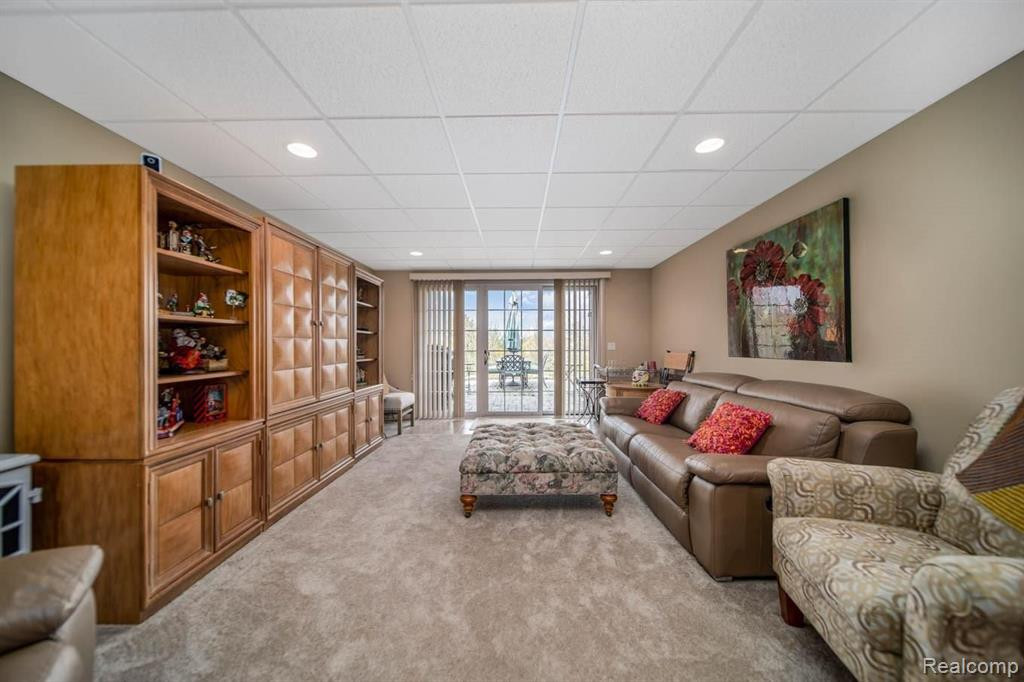 5720 KNOB HILL CIRCLE, 30, Clarkston, MI 48348 — Photo 28