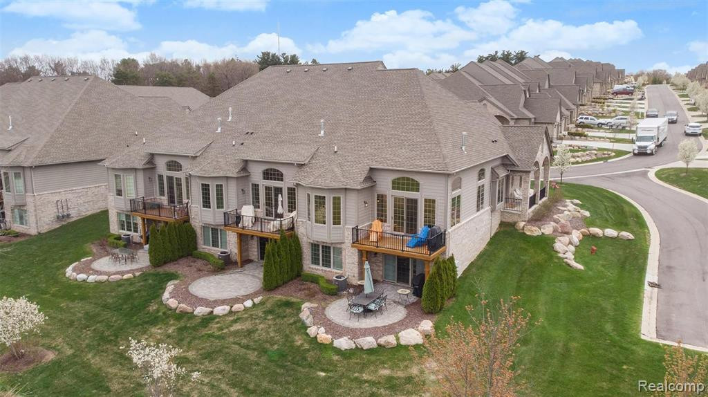 5720 KNOB HILL CIRCLE, 30, Clarkston, MI 48348 — Photo 39