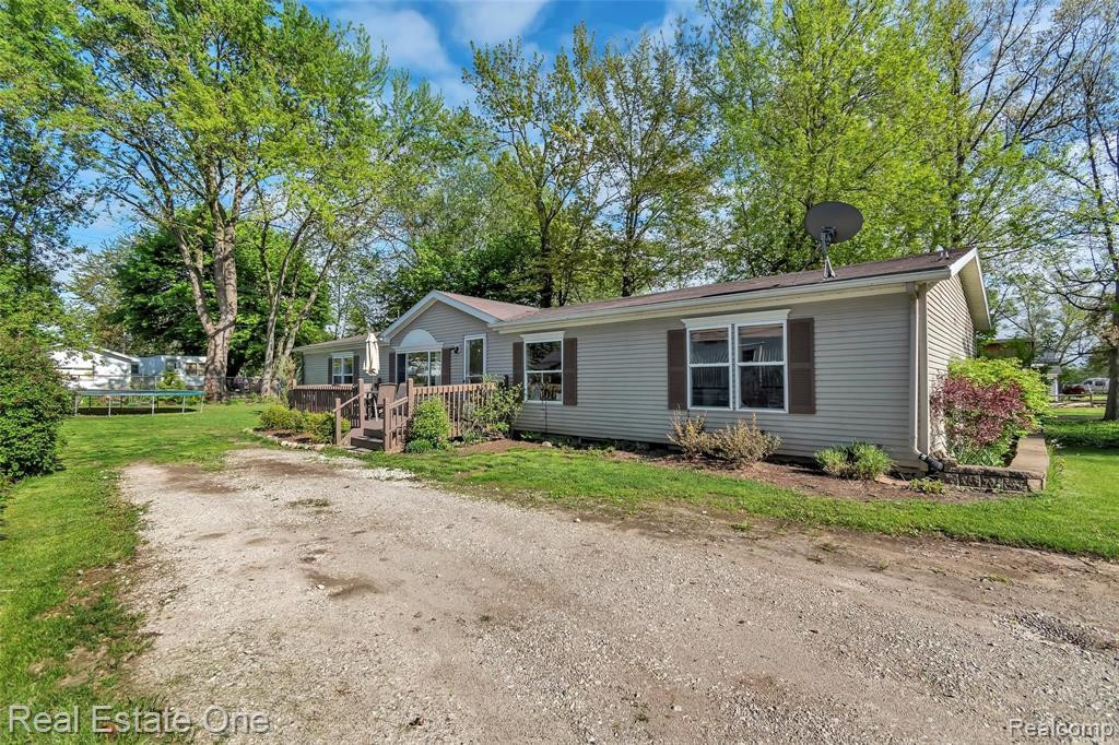 2679 BRAD Place, Brighton, MI 48114 — Photo 2