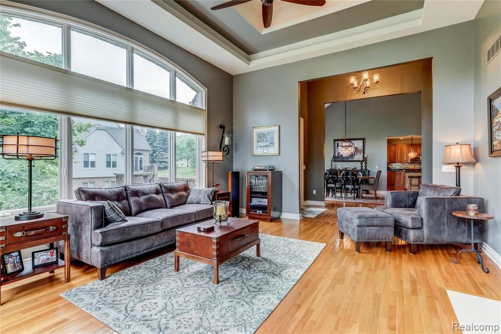 8500 Falling Water Drive, South Lyon, MI 48178 — Photo 4