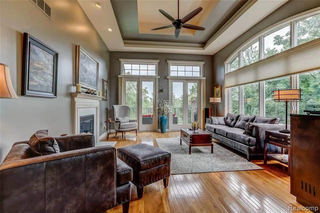 8500 Falling Water Drive, South Lyon, MI 48178 — Photo 6