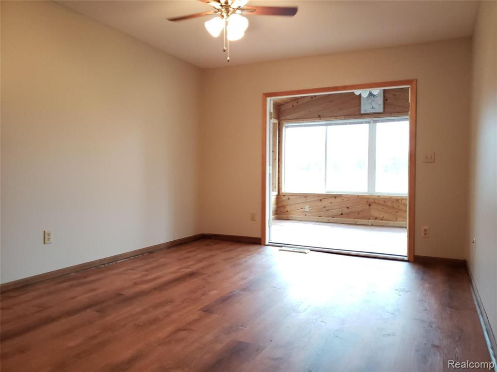 415 COLEDALE Drive, White Lake, MI — Photo 22