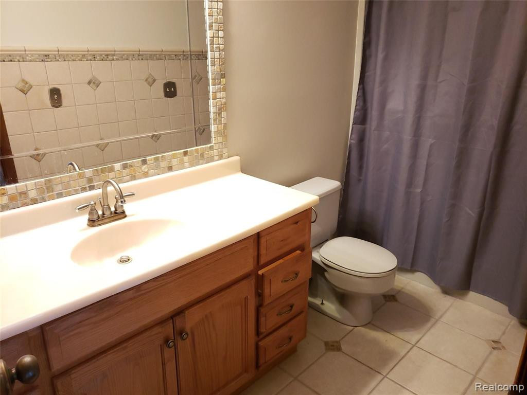 415 COLEDALE Drive, White Lake, MI — Photo 33