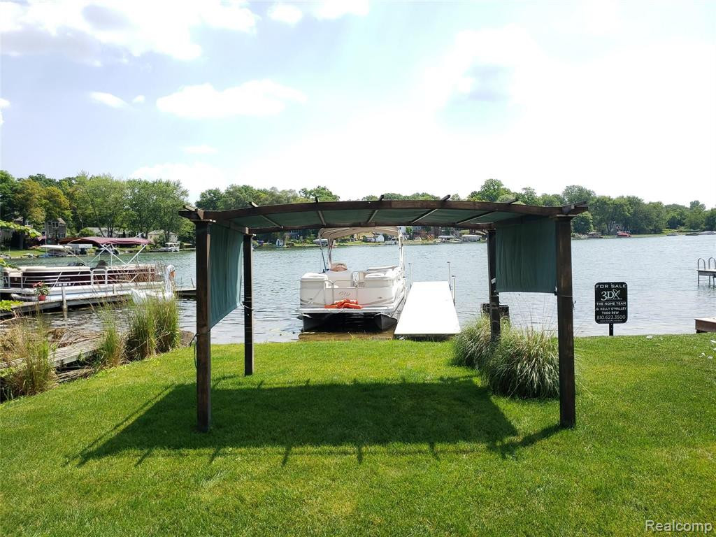415 COLEDALE Drive, White Lake, MI — Photo 44
