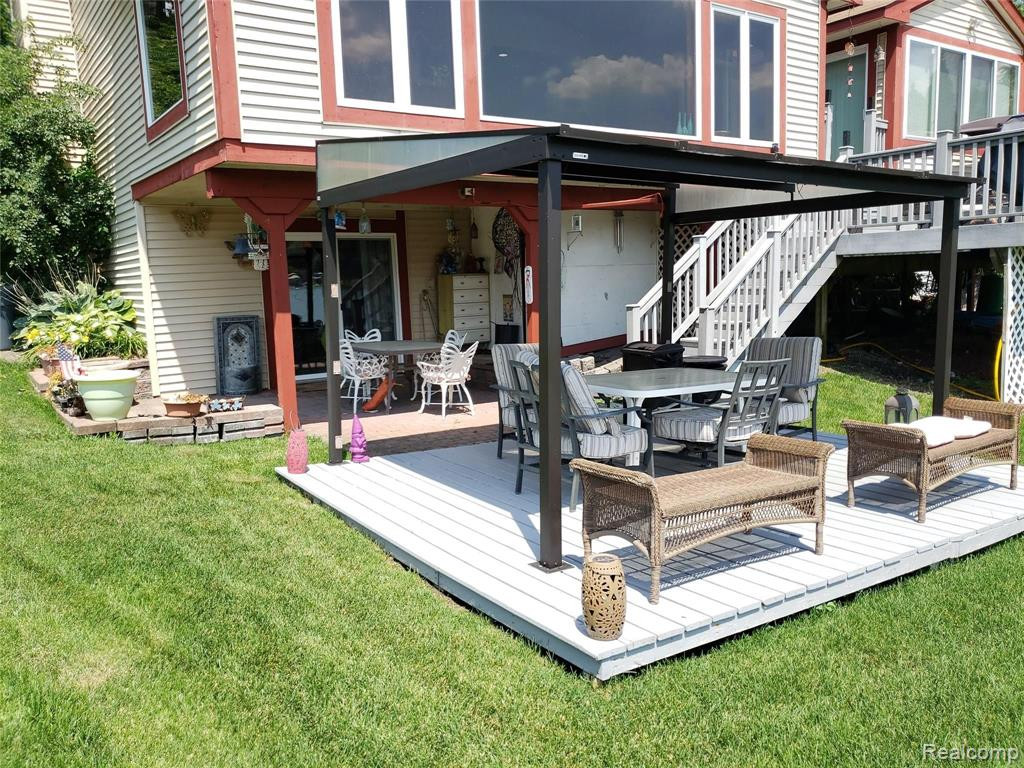 415 COLEDALE Drive, White Lake, MI — Photo 48