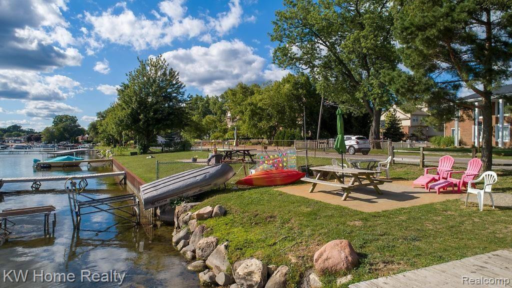 415 LEON Road, Walled Lake, MI 48390 — Photo 6