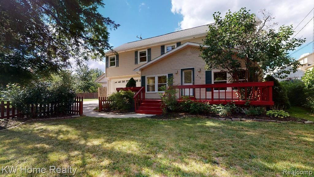 415 LEON Road, Walled Lake, MI 48390 — Photo 8
