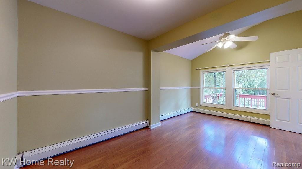 415 LEON Road, Walled Lake, MI 48390 — Photo 20