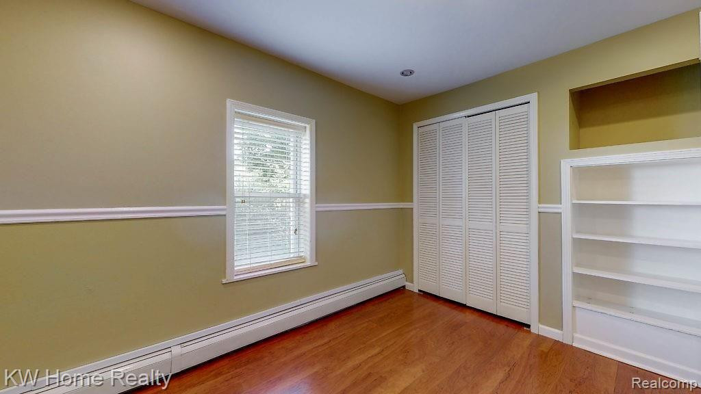 415 LEON Road, Walled Lake, MI 48390 — Photo 22