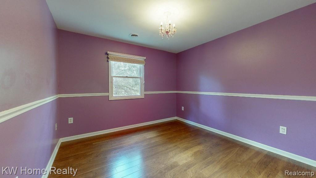 415 LEON Road, Walled Lake, MI 48390 — Photo 30