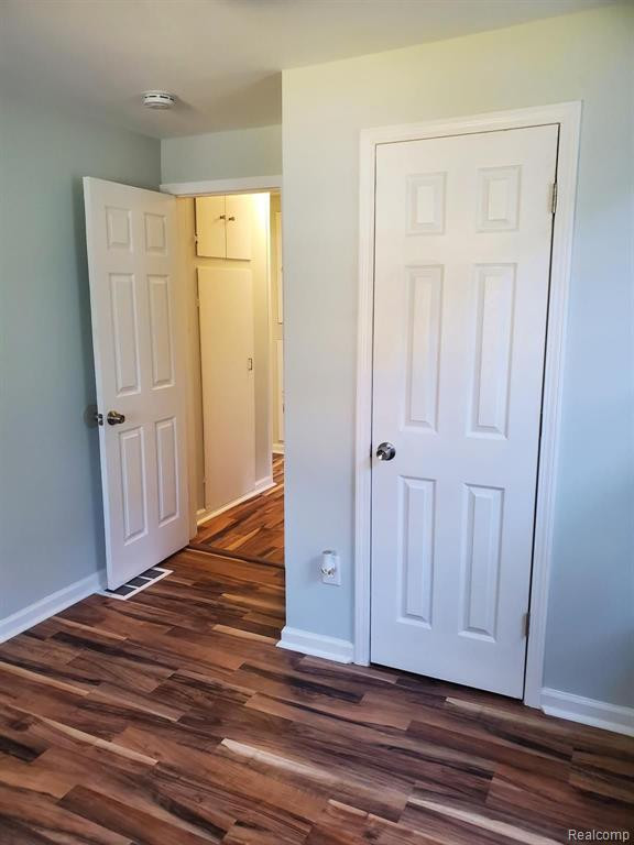 80 FOREST Street, Riverview, MI 48218 — Photo 6