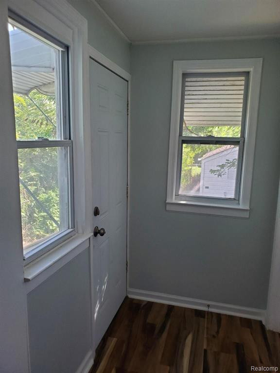 80 FOREST Street, Riverview, MI 48218 — Photo 16