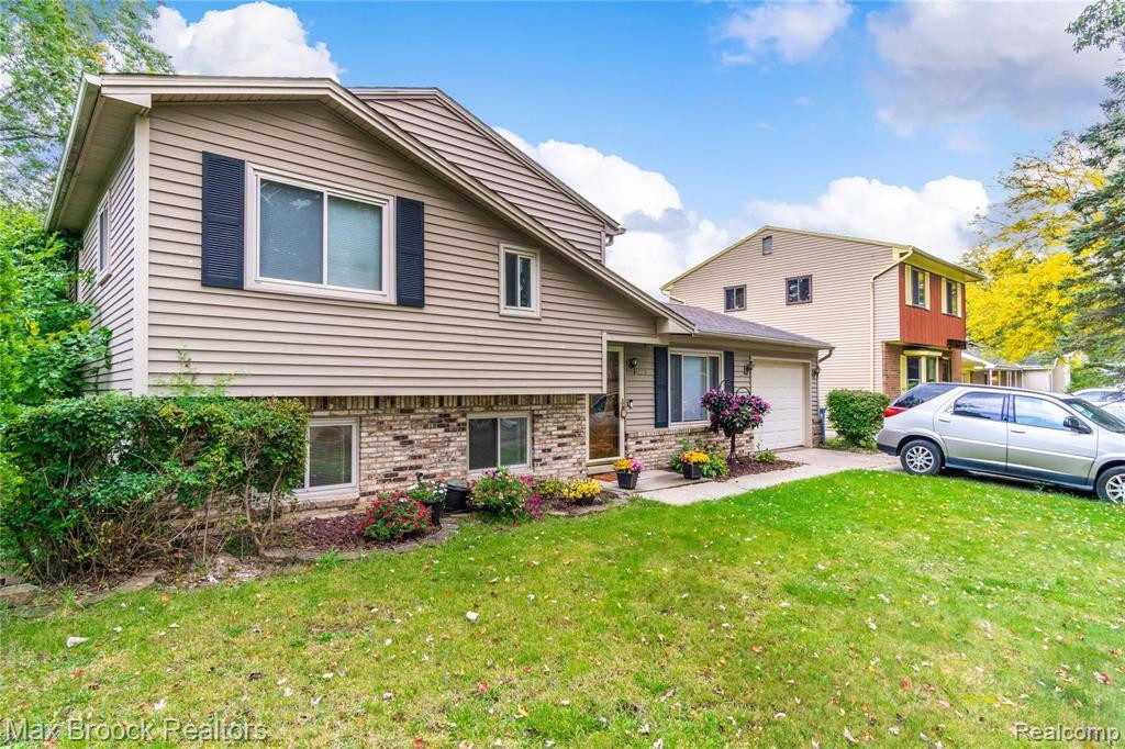 9225 Arlington Drive, Ypsilanti, MI 48198 — Photo 2