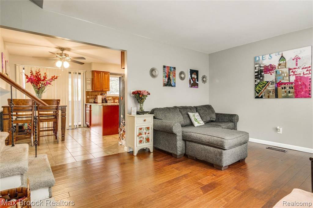 9225 Arlington Drive, Ypsilanti, MI 48198 — Photo 7