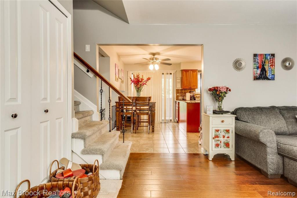 9225 Arlington Drive, Ypsilanti, MI 48198 — Photo 8