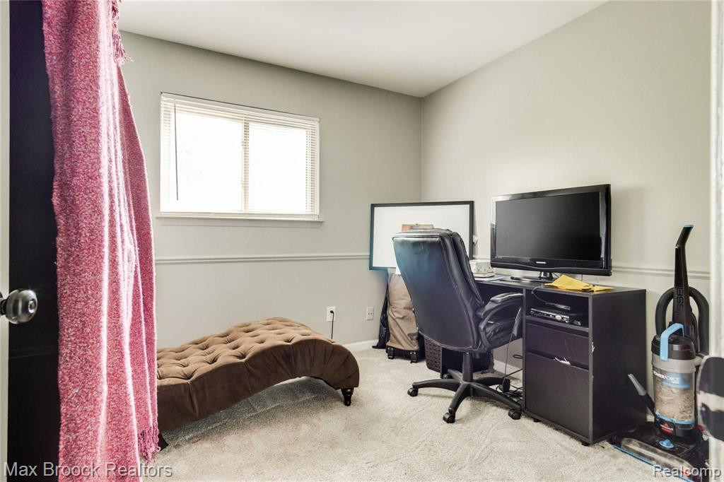 9225 Arlington Drive, Ypsilanti, MI 48198 — Photo 20