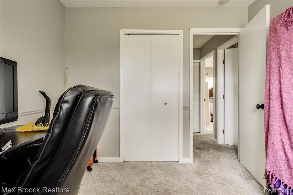 9225 Arlington Drive, Ypsilanti, MI 48198 — Photo 21