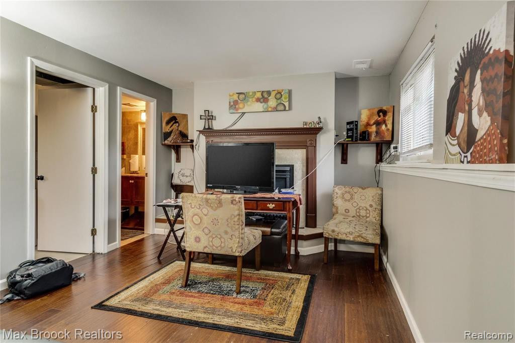 9225 Arlington Drive, Ypsilanti, MI 48198 — Photo 28