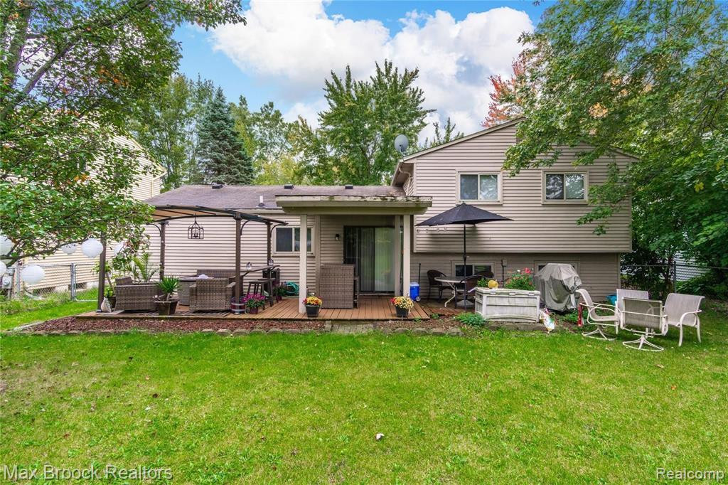 9225 Arlington Drive, Ypsilanti, MI 48198 — Photo 37