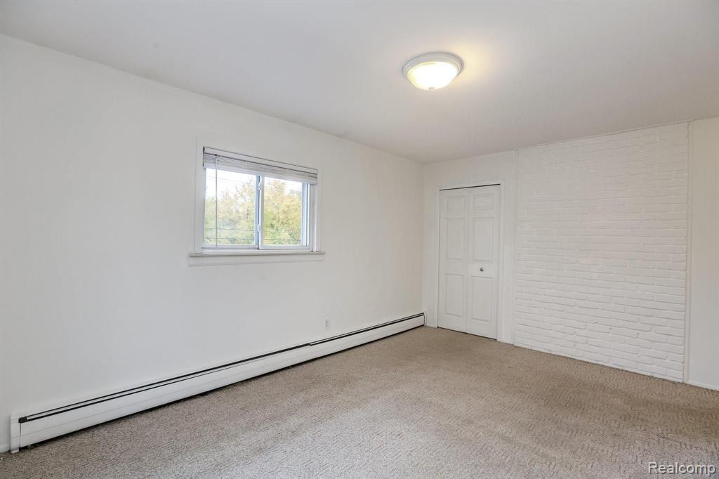 719 W MAPLE Road, Clawson, MI — Photo 17