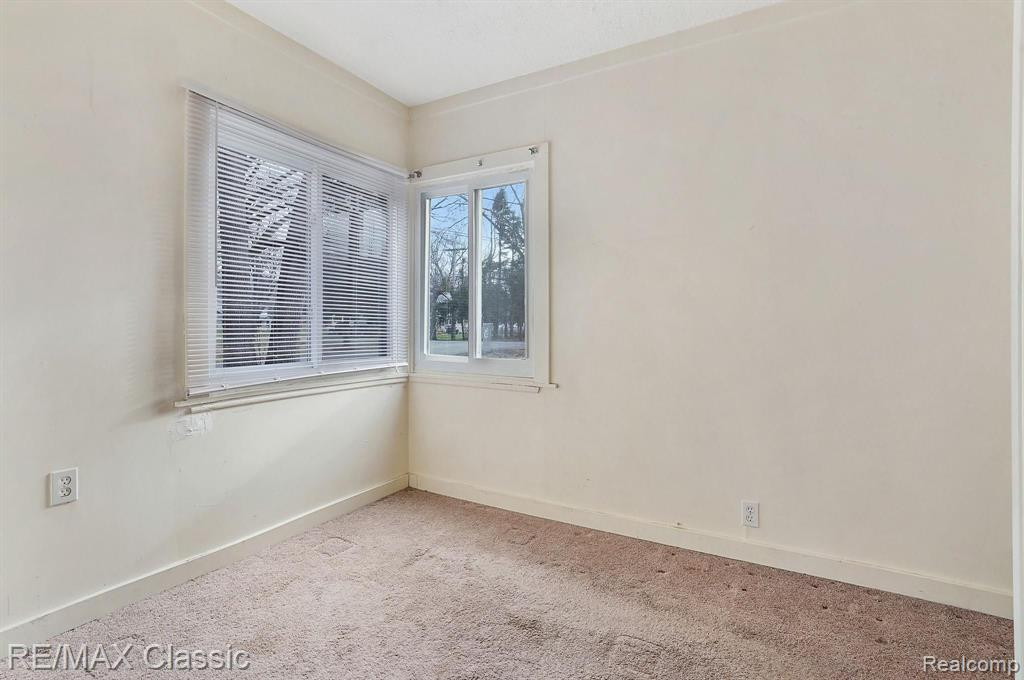 8845 Orrick Street, Commerce Twp, MI 48382 — Photo 18
