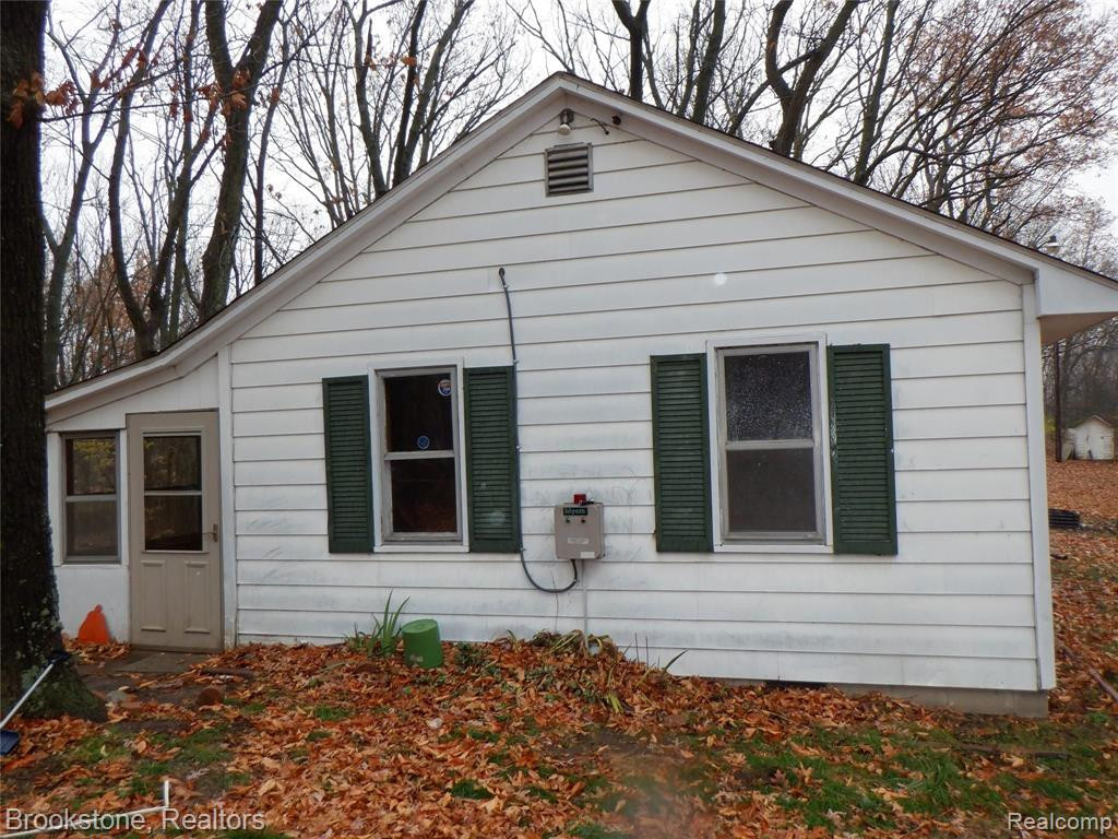 1822 HEIGHTS DR, Brooklyn, MI 49230 — Photo 2