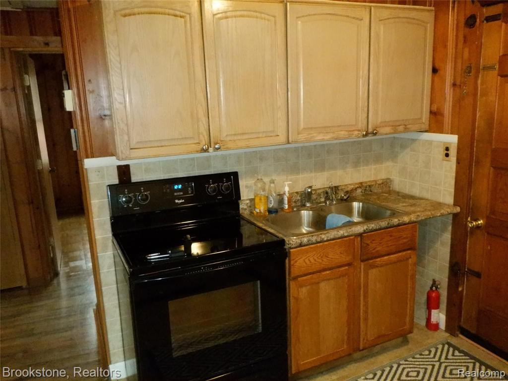 1822 HEIGHTS DR, Brooklyn, MI 49230 — Photo 10