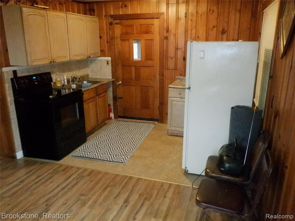 1822 HEIGHTS DR, Brooklyn, MI 49230 — Photo 12