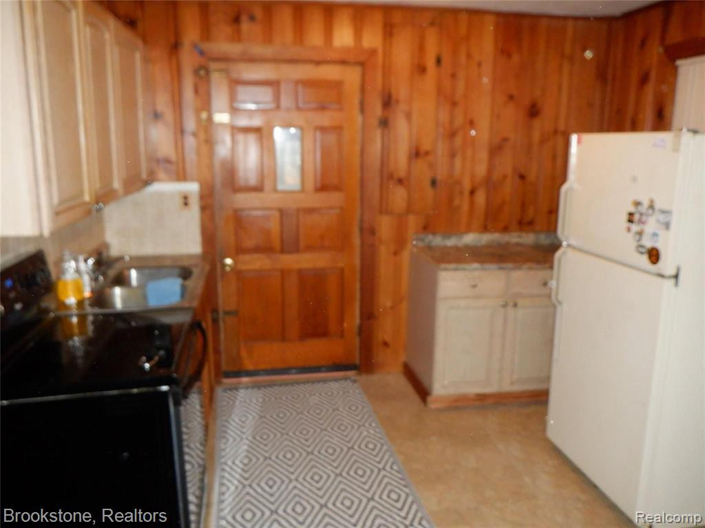 1822 HEIGHTS DR, Brooklyn, MI 49230 — Photo 13