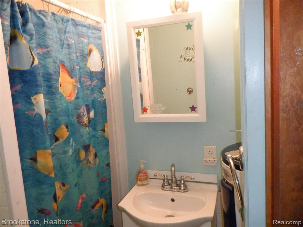 1822 HEIGHTS DR, Brooklyn, MI 49230 — Photo 22