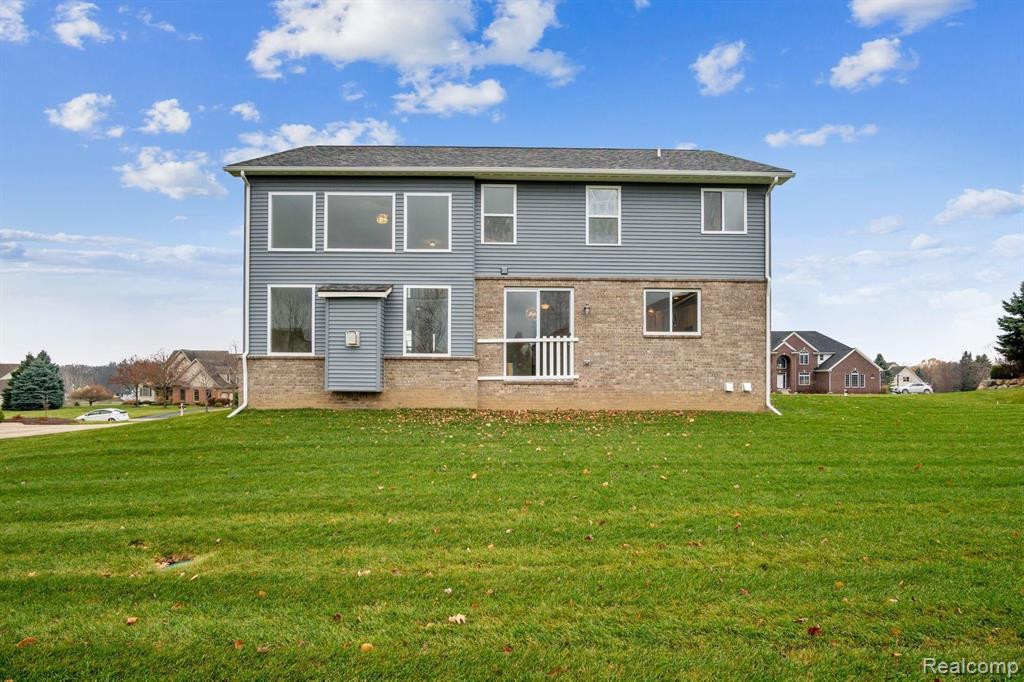 916 SADDLE CLUB Lane, Howell, MI 48843 — Photo 3