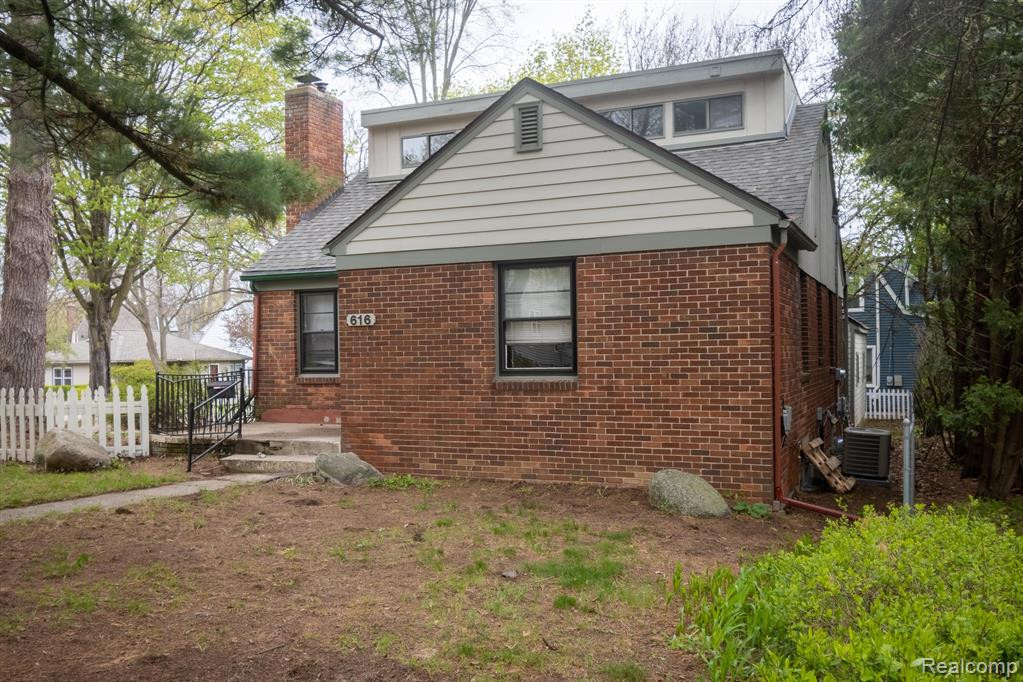 616 WESLEY Avenue, Ann Arbor, MI 48103 — Photo 4