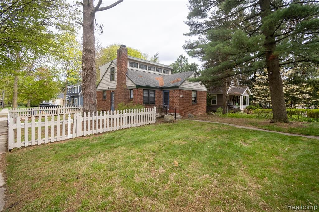 616 WESLEY Avenue, Ann Arbor, MI 48103 — front exterior