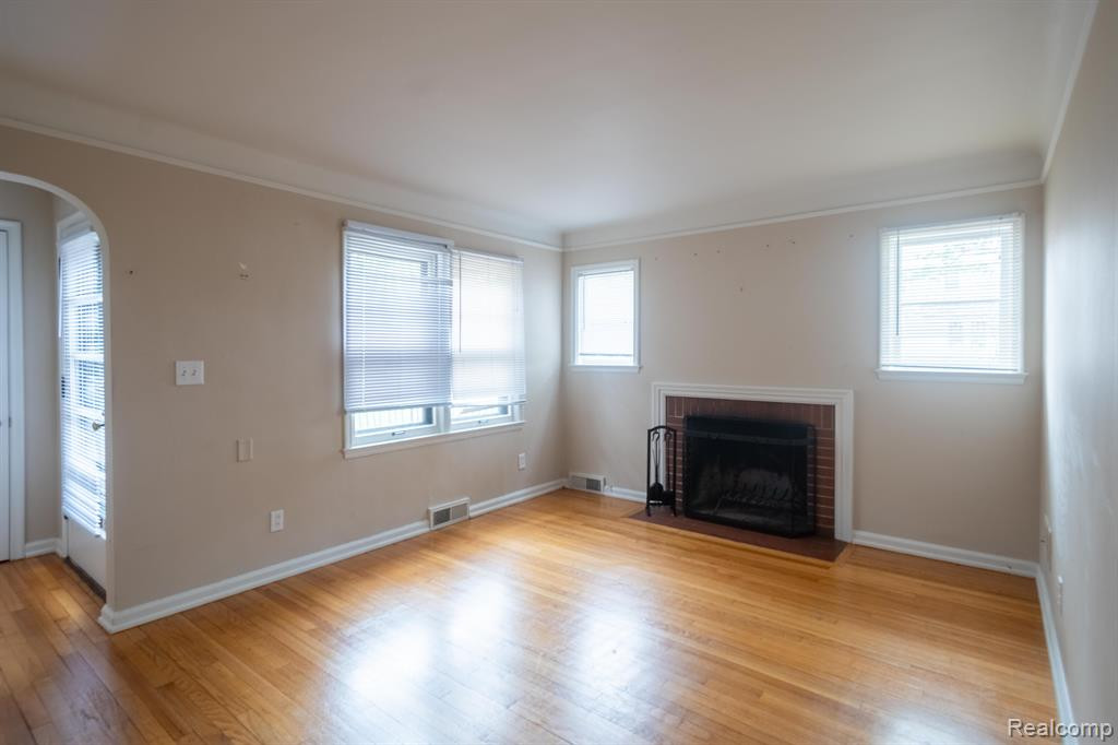 616 WESLEY Avenue, Ann Arbor, MI 48103 — Photo 9