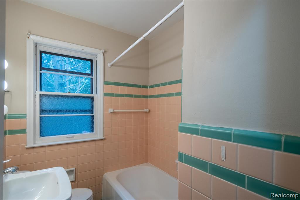 616 WESLEY Avenue, Ann Arbor, MI 48103 — Photo 14