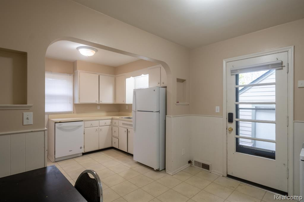 616 WESLEY Avenue, Ann Arbor, MI 48103 — Photo 18