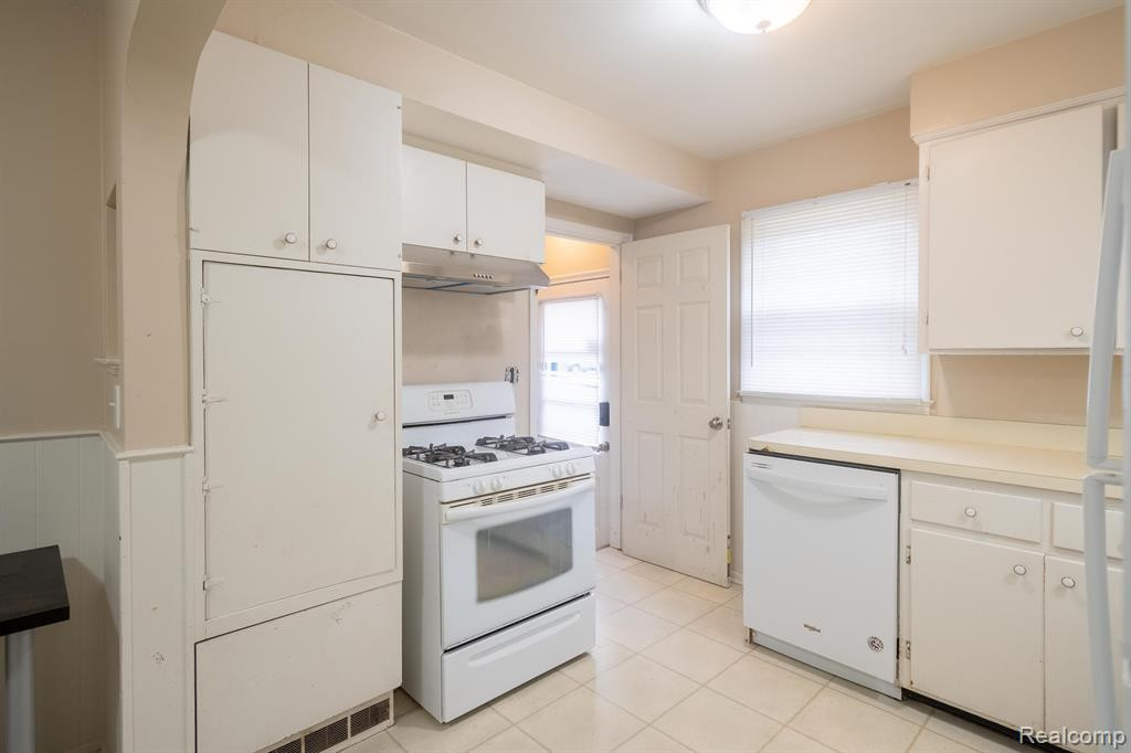 616 WESLEY Avenue, Ann Arbor, MI 48103 — Photo 20