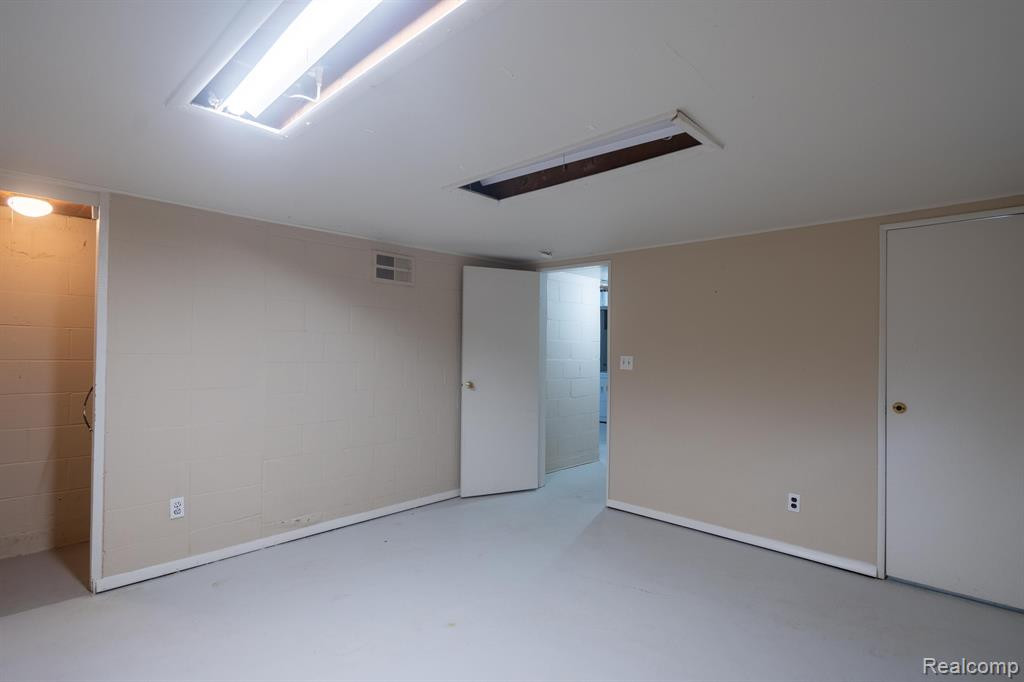 616 WESLEY Avenue, Ann Arbor, MI 48103 — Photo 36