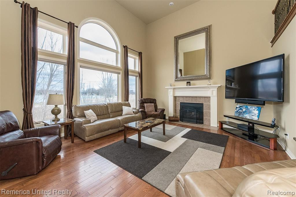 54330 MEADOW Court, South Lyon, MI 48178 — Photo 6