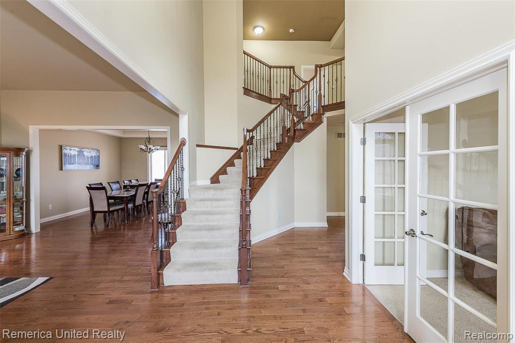 54330 MEADOW Court, South Lyon, MI 48178 — Photo 12