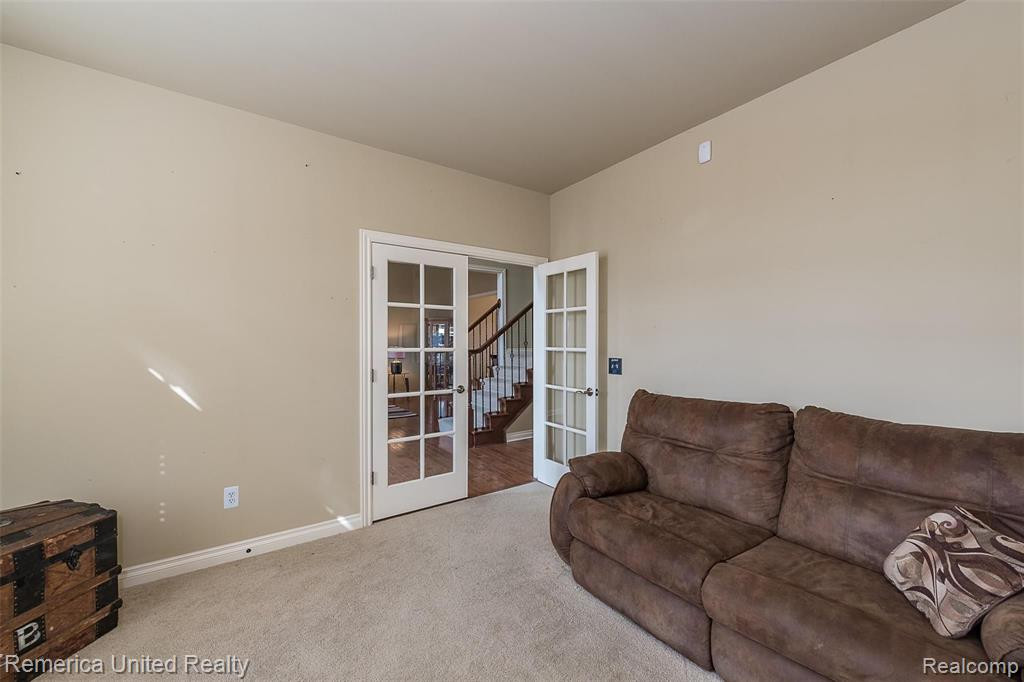 54330 MEADOW Court, South Lyon, MI 48178 — Photo 15