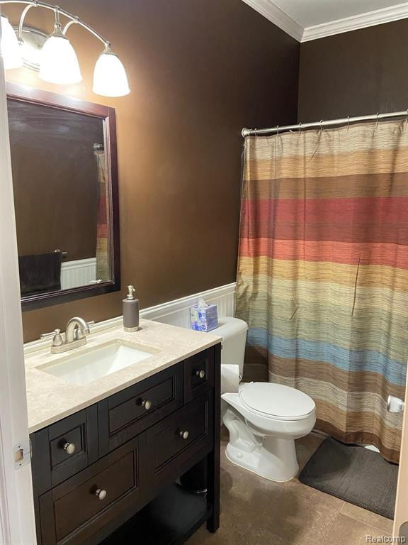 528 RED OAK Court, Walled Lake, MI 48390 — Photo 21