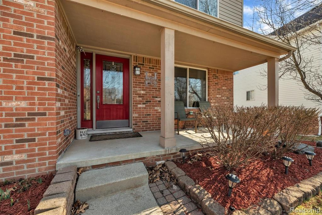 5470 MILL RACE Way, Commerce Twp, MI 48382 — Photo 4