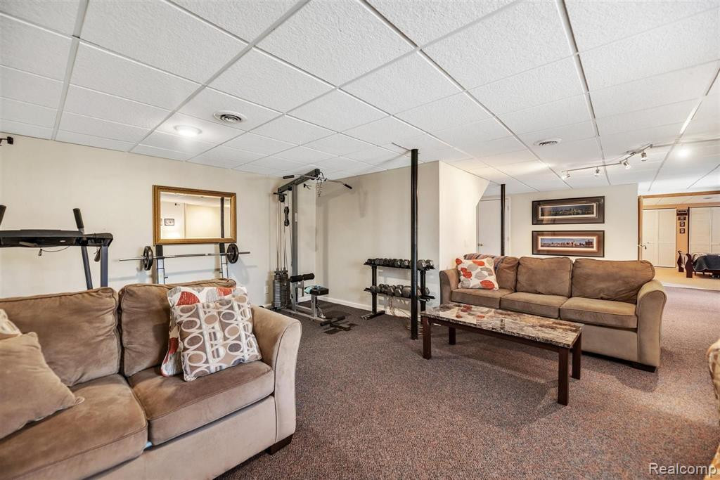 5470 MILL RACE Way, Commerce Twp, MI 48382 — Photo 41