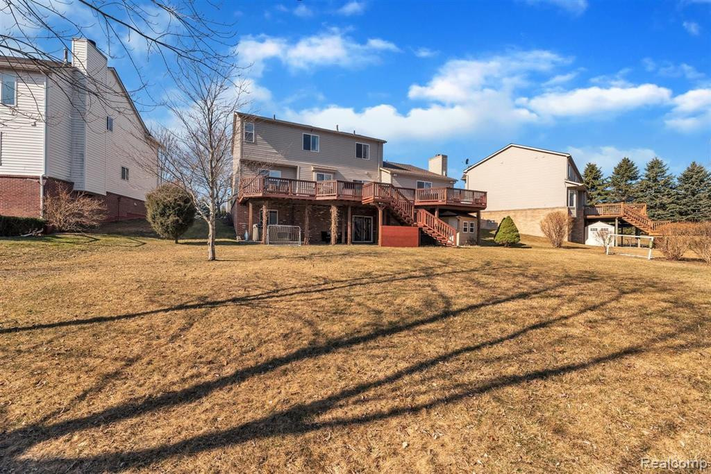5470 MILL RACE Way, Commerce Twp, MI 48382 — Photo 47