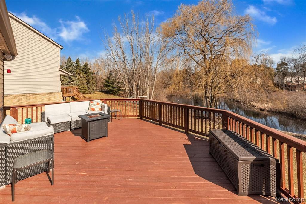 5470 MILL RACE Way, Commerce Twp, MI 48382 — Photo 55
