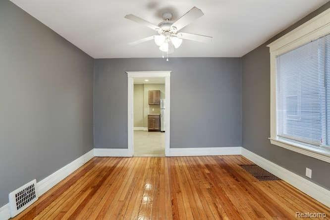 1522 PARKER Street, Detroit, MI 48214 — Photo 7